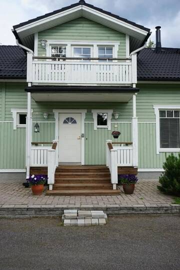 Фото номера Вилла Виллы Modern wooden villa г. Хювинкяя 54