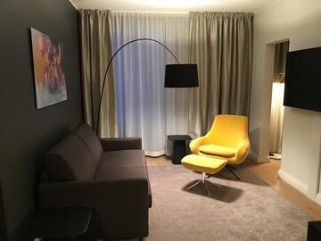 Фото номера Полулюкс Отель Hotel Sveitsi г. Хювинкяя 6